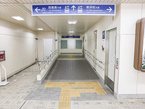 遠州病院駅のエレベーター