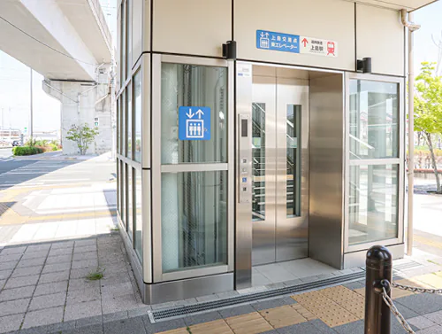 上島駅のエレベーター